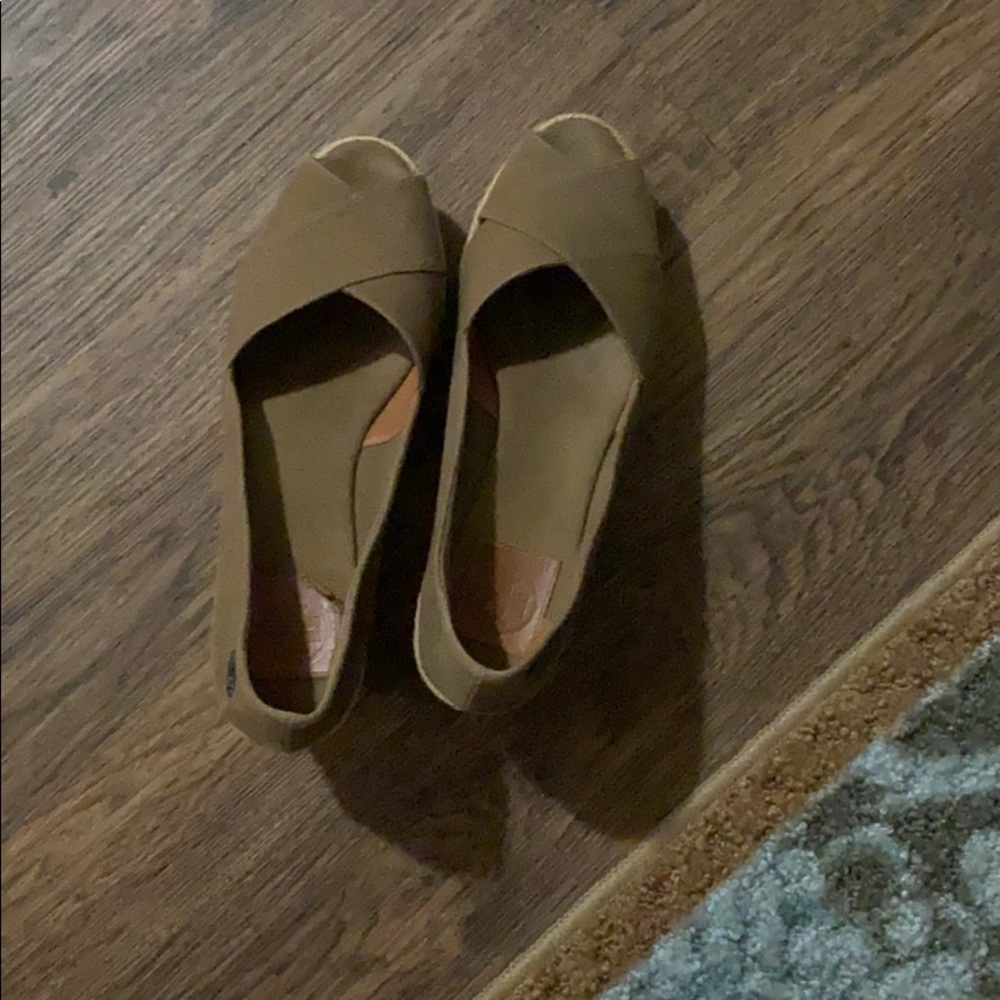 Tory Burch Filipa Canvas Espadrilles Tan Wedges